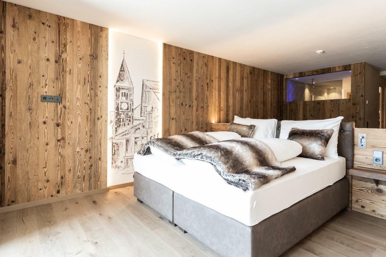 Aktiv- Und Wellnesshotel Traube- Post Curon Venosta Esterno foto