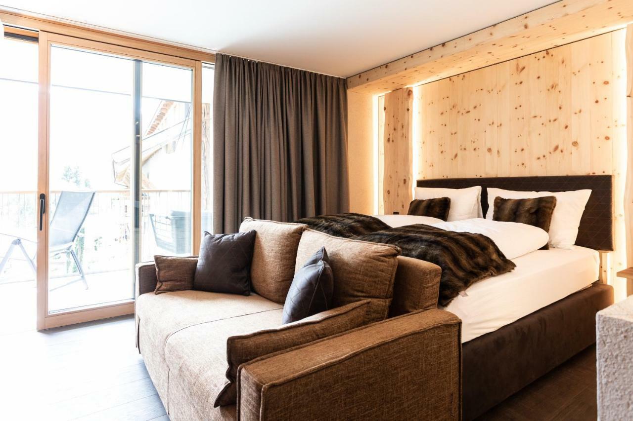 Aktiv- Und Wellnesshotel Traube- Post Curon Venosta Esterno foto