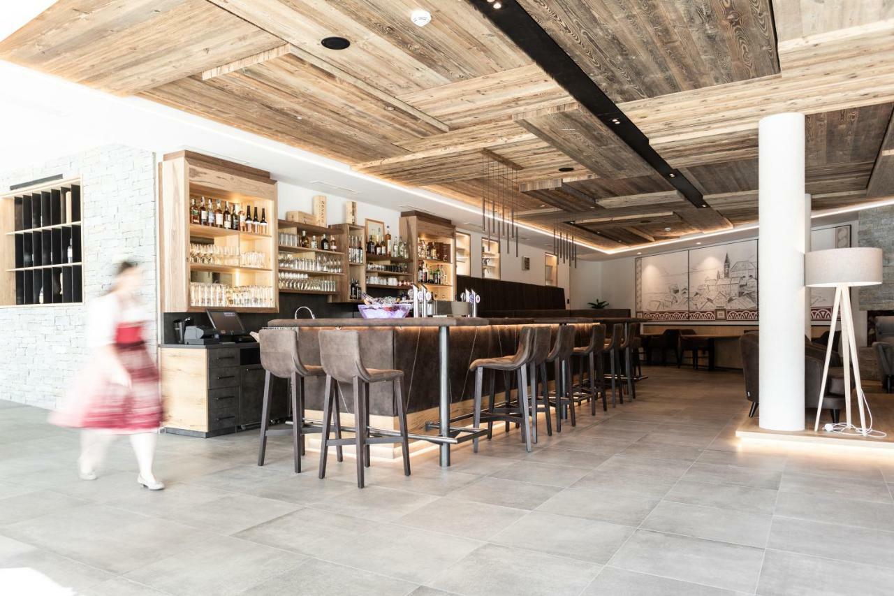 Aktiv- Und Wellnesshotel Traube- Post Curon Venosta Esterno foto